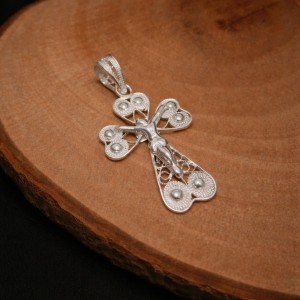 Liontin Salib Perak 925 Filigree Handmade Figur Yesus – Exclusive Design